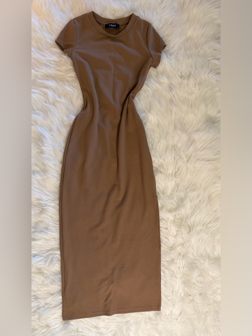 CIDER Khaki Ribbed Bodycon Midi Dress With Thigh-High Slit XS - Picture 2 of 13